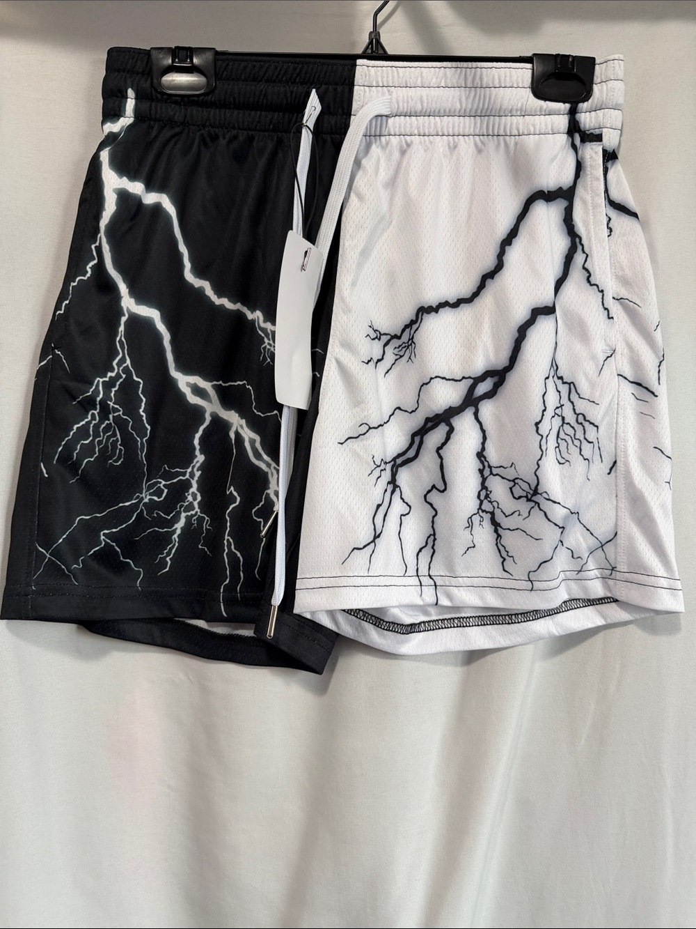 Black & White Lightning Print Athletic Shorts - Women